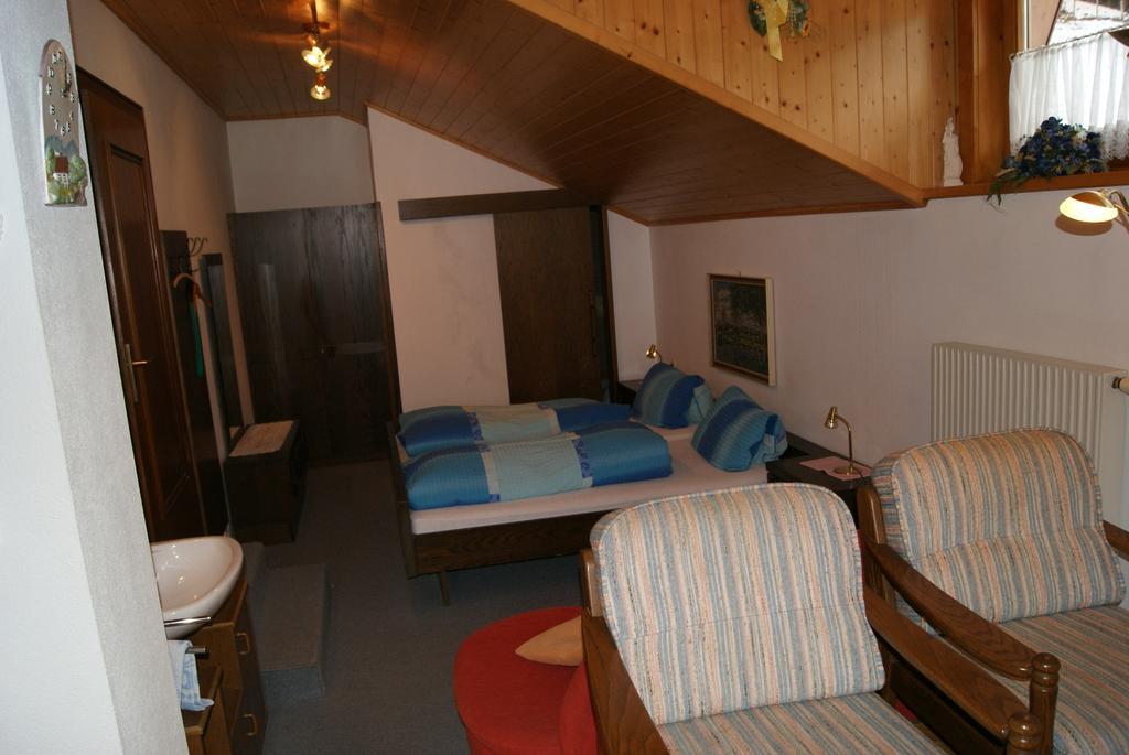 Gaestehaus Ferienwohnungen Lackner Rennweg am Katschberg Pokój zdjęcie